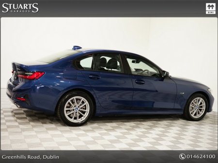 2022 BMW 3-Series - photo 18