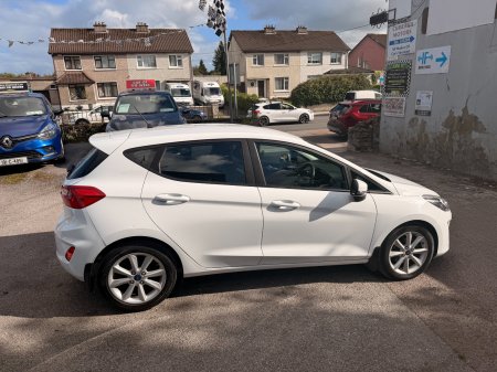 2018 Ford Fiesta - photo 4