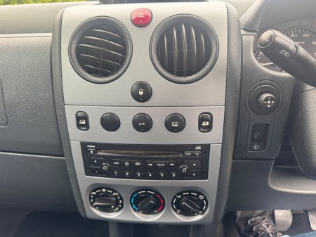 2009 Peugeot Partner - photo 12