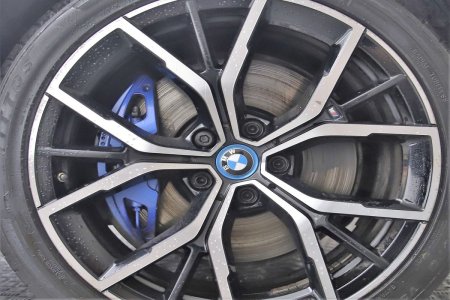 2023 BMW 5-Series - photo 19