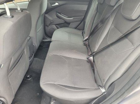 2016 Ford Focus - photo 11