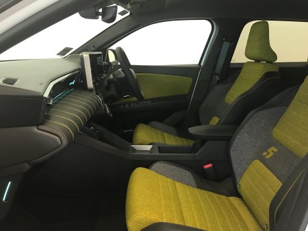 2026 Renault 5 E-Tech - photo 2