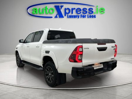 2023 Toyota Hilux - photo 7