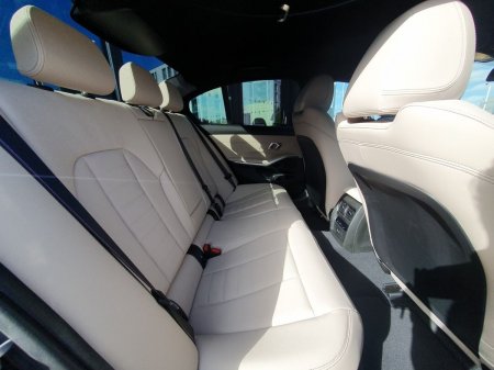 2026 BMW 3-Series - photo 11