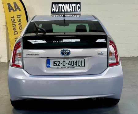 2015 Toyota Prius - photo 9