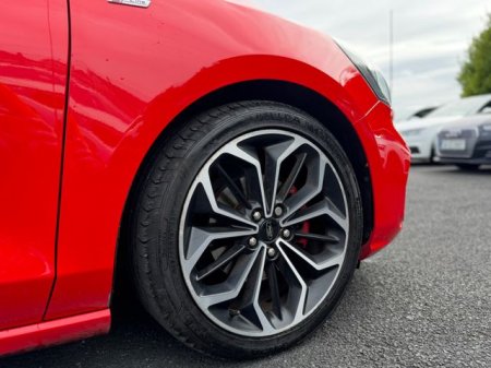 2019 Ford Focus - photo 7