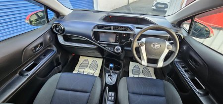 2015 Toyota Aqua - photo 10