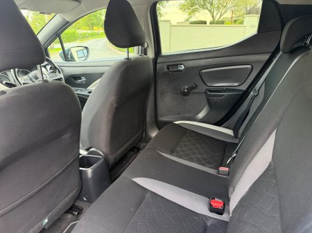 2017 Nissan Micra - photo 18