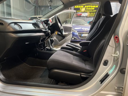 2013 Honda Insight - photo 12