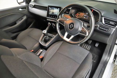 2023 Renault Clio - photo 13
