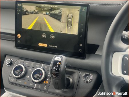 2025 Land Rover Defender - photo 18