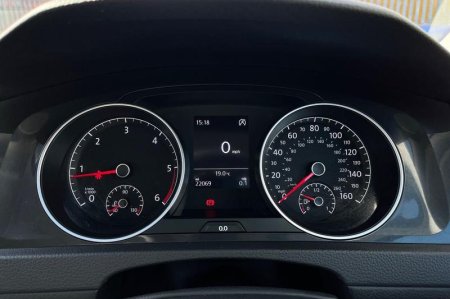 2020 Volkswagen Golf - photo 13