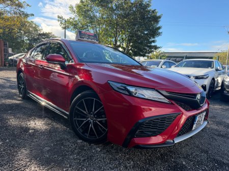 2022 Toyota Camry - photo 2