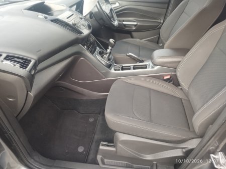2019 Ford Kuga - photo 9