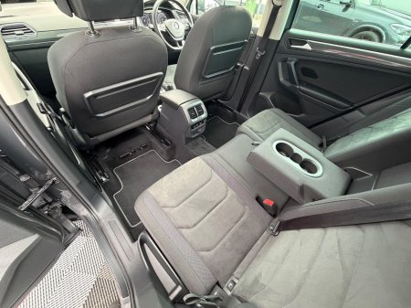 2017 Volkswagen Tiguan - photo 27
