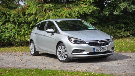 2019 Opel Astra - photo 3