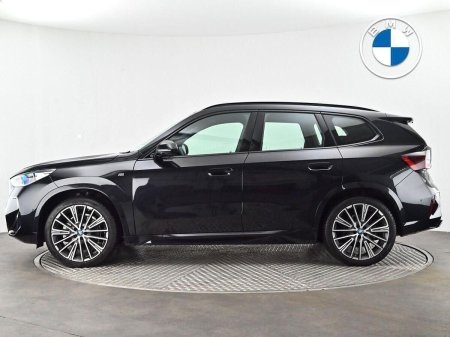 2023 BMW iX1 - photo 3