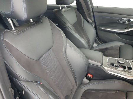 2023 BMW 3-Series - photo 44