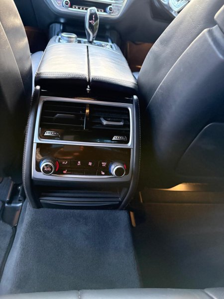 2017 BMW 7-Series - photo 22