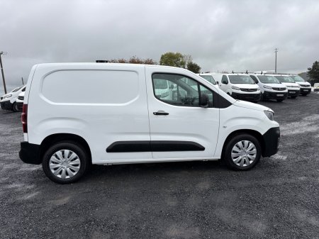 2020 Peugeot Partner - photo 8