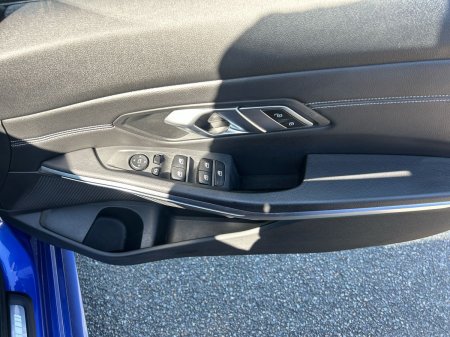 2021 BMW 3-Series - photo 11