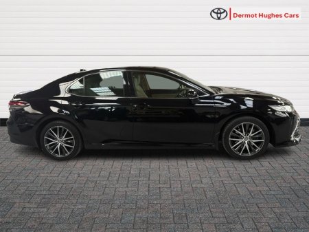 2023 Toyota Camry - photo 3