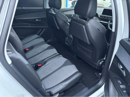 2017 Peugeot 5008 - photo 4