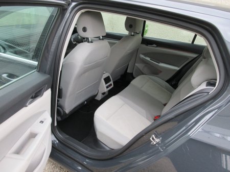 2022 Volkswagen Golf - photo 25