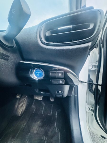 2018 Toyota Prius - photo 22
