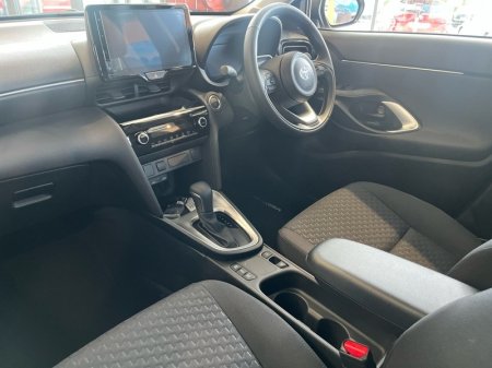 2026 Toyota Yaris Cross - photo 8
