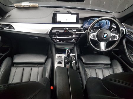 2018 BMW 5-Series - photo 12