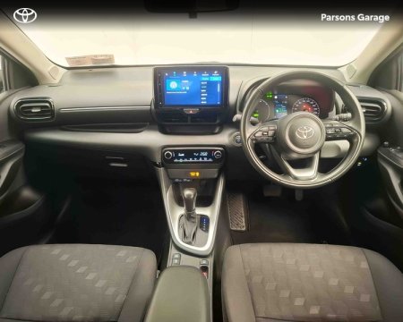 2025 Toyota Yaris - photo 8