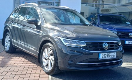 2023 Volkswagen Tiguan Life 2.0 TDI 122HP **REAR VIEW CAMERA, APP CONNECT, SAT NAV**