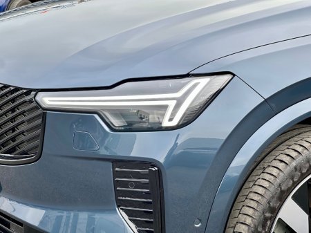 2025 Volvo XC90 - photo 7