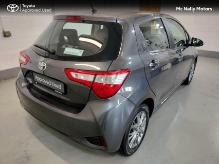 2019 Toyota Yaris - photo 2