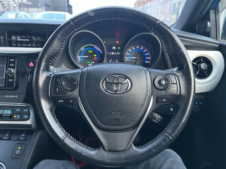 2017 Toyota Auris - photo 10