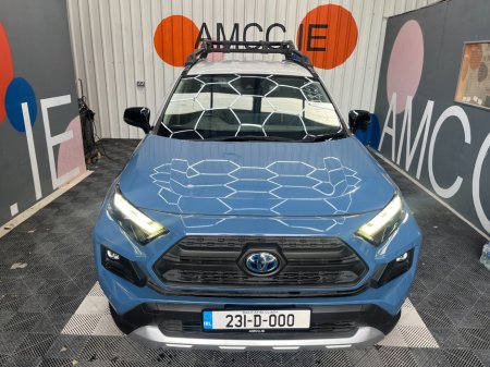 2023 Toyota RAV4 - photo 2