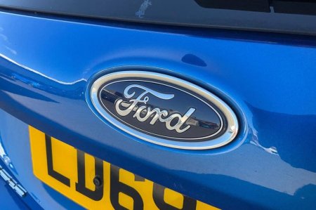 2019 Ford Fiesta - photo 40