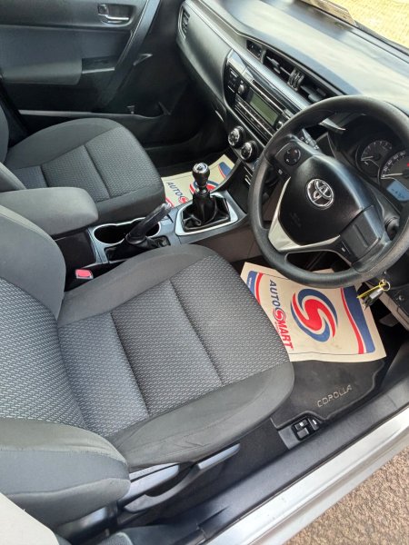 2015 Toyota Corolla - photo 7