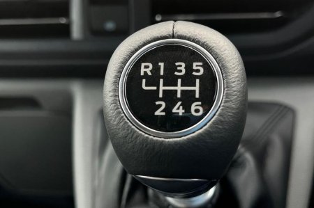 2026 Ford Transit Custom - photo 32