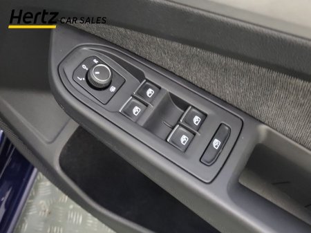 2024 Volkswagen Golf - photo 18