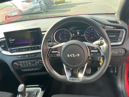 2025 Kia Ceed - photo 12