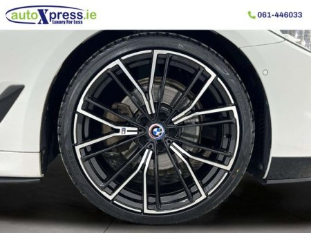 2019 BMW 5-Series - photo 17