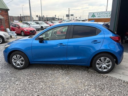 2017 Mazda Demio - photo 11