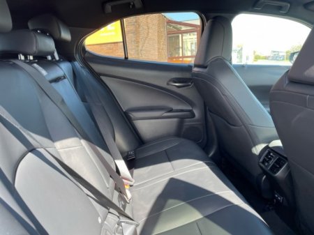 2022 Lexus UX - photo 7