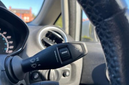 2017 Ford Fiesta - photo 15