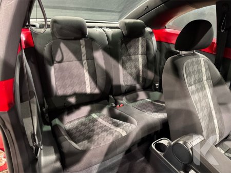 2017 Volkswagen Beetle - photo 11