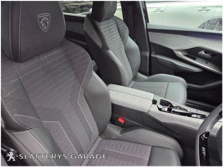 2025 Peugeot 5008 - photo 9