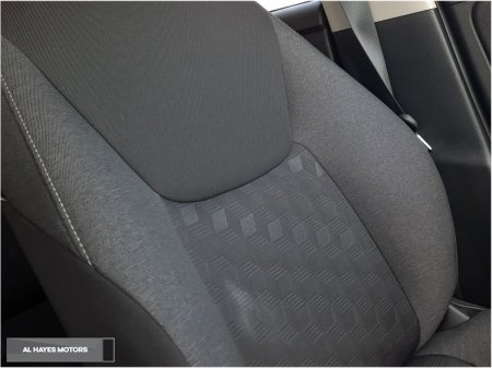 2024 Toyota Yaris - photo 12