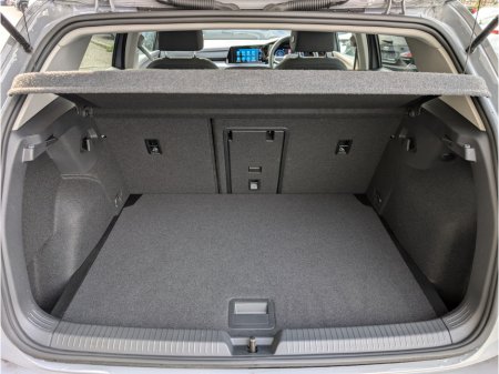 2024 Volkswagen Golf - photo 8
